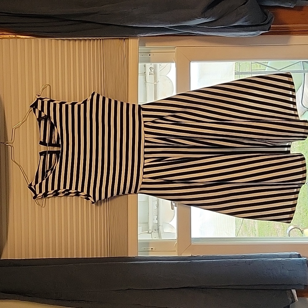 Coco Love black and white stripe a-line fitted dress with zippered back small